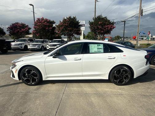 Snow White 2026 Kia K5 GT-Line FWD
