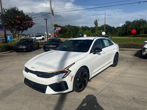 Snow White 2026 Kia K5 GT-Line FWD
