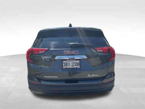 Graphite Gray Metallic 2020 GMC Terrain SLE