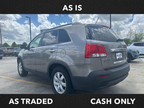 Titanium Silver 2012 Kia Sorento LX