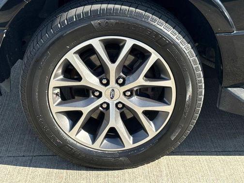 2017 Ford Expedition XLT