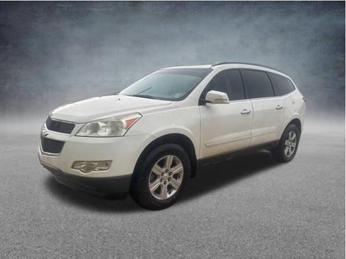 White Diamond Clearcoat 2012 Chevrolet Traverse LT