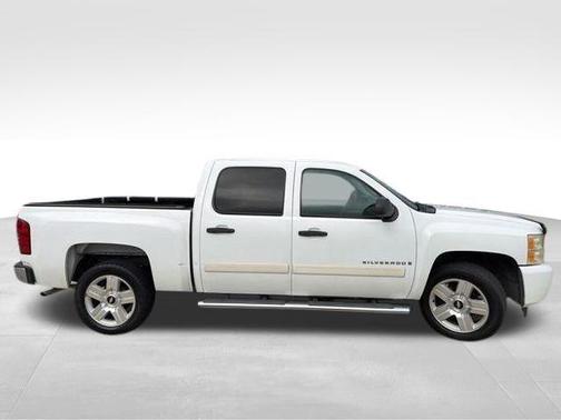 2007 Chevrolet Silverado 1500 LT2 Crew Cab