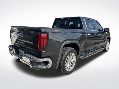 Carbon Black Metallic 2020 GMC Sierra 1500 SLT