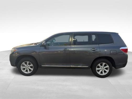 2013 Toyota Highlander SE