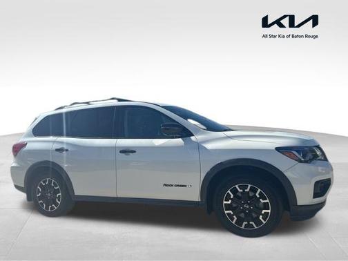 2020 Nissan Pathfinder SL 2WD