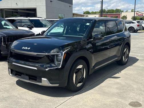 Ebony Black 2026 Kia EV9 Light Long Range