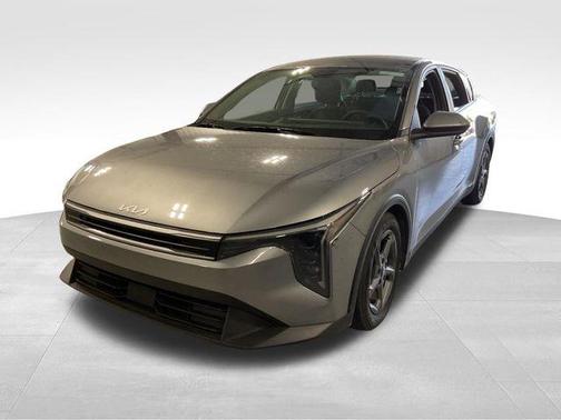 Steel Gray 2025 Kia K4 LXS