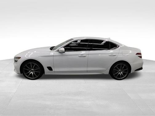 2022 Genesis G70 3.3T RWD