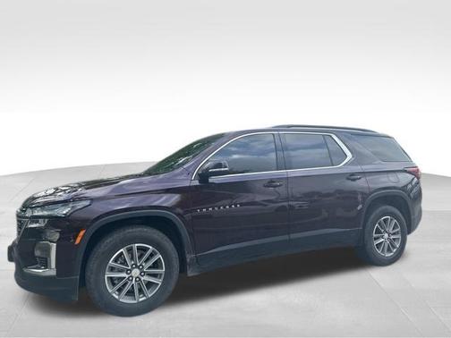 Black Cherry Metallic 2023 Chevrolet Traverse LT Cloth