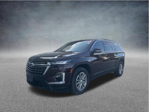 Black Cherry Metallic 2023 Chevrolet Traverse LT Cloth