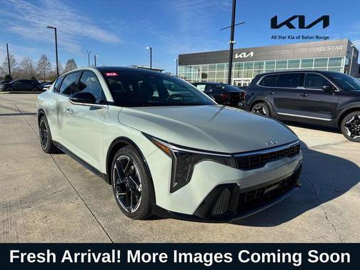 2025 Kia K4 GT-Line