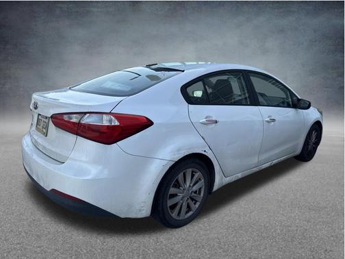 Snow White Pearl 2014 Kia Forte LX