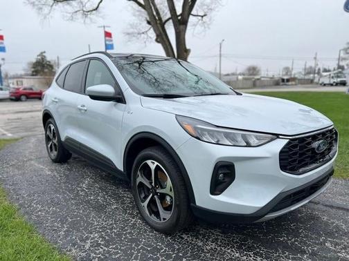 2025 Ford Escape ST-Line Select
