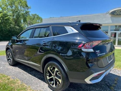 2023 Kia Sportage EX