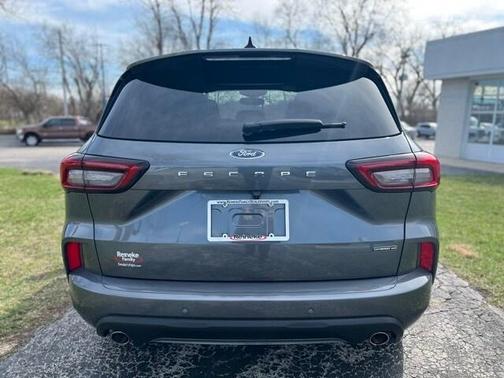 2024 Ford Escape ST-Line Elite