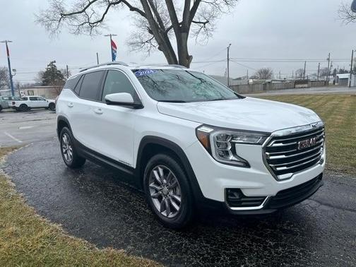 2024 GMC Terrain SLT