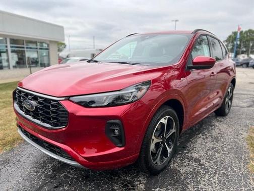 2025 Ford Escape ST-Line Elite