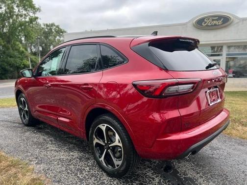 2025 Ford Escape ST-Line Elite