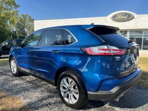 2023 Ford Edge Titanium