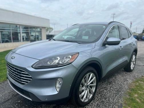 2022 Ford Escape Titanium