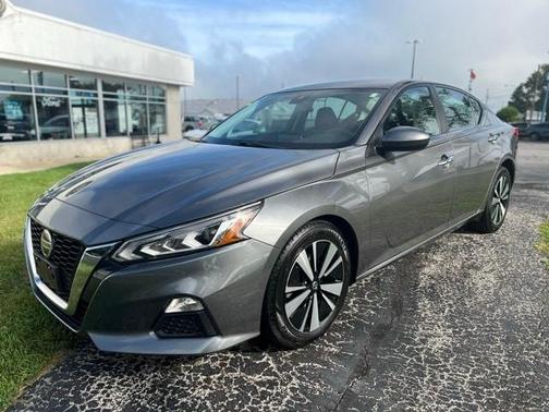 2022 Nissan Altima 2.5 SV