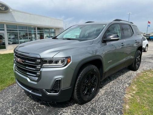 2023 GMC Acadia AT4