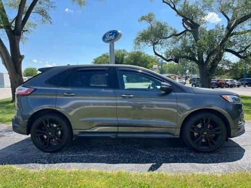 2019 Ford Edge ST