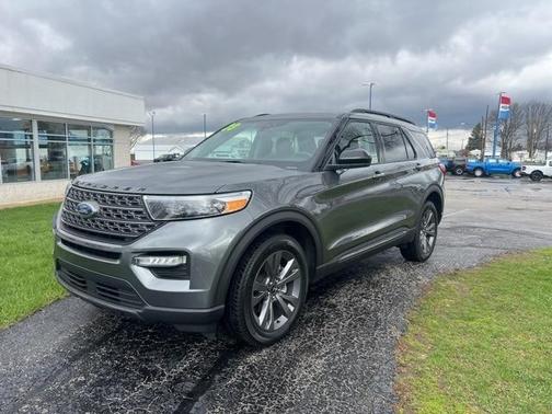 2023 Ford Explorer XLT