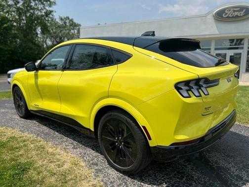 2025 Ford Mustang Mach-E GT