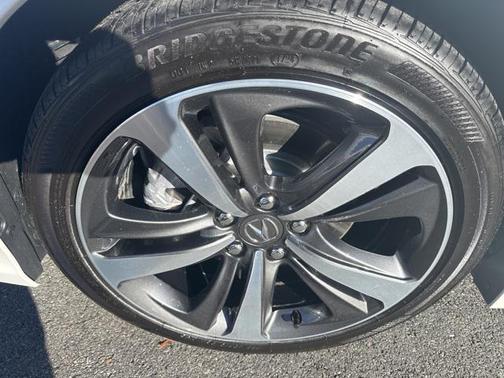 2025 Acura TLX Technology