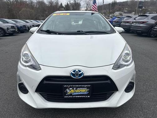 2015 Toyota Prius c Four