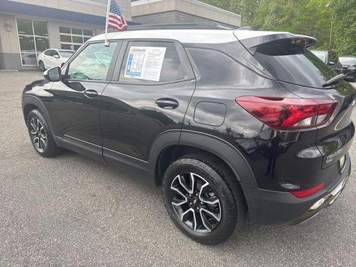 Mosaic Black Metallic 2021 Chevrolet Trailblazer ACTIV