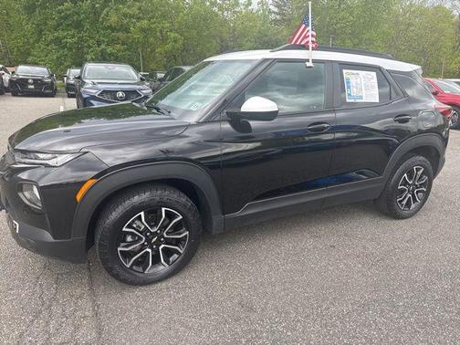 Mosaic Black Metallic 2021 Chevrolet Trailblazer ACTIV