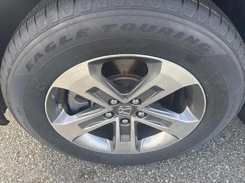 2023 Honda Pilot AWD EX-L 8 Passenger