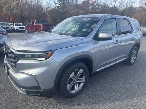 2023 Honda Pilot AWD EX-L 8 Passenger