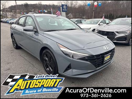 2023 Hyundai ELANTRA SEL