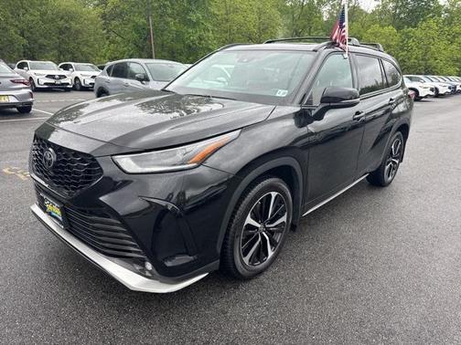2022 Toyota Highlander XSE