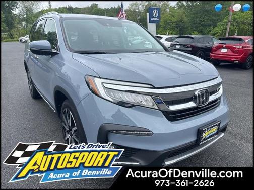 2022 Honda Pilot Touring 8-Passenger
