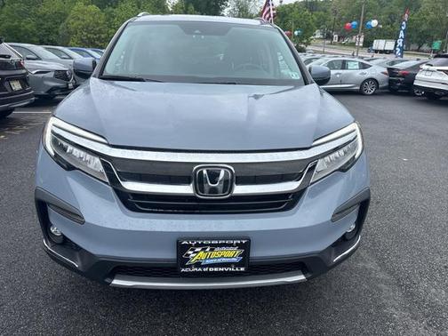 2022 Honda Pilot Touring 8-Passenger