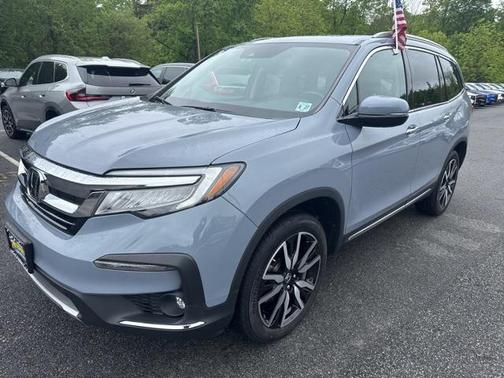 2022 Honda Pilot Touring 8-Passenger