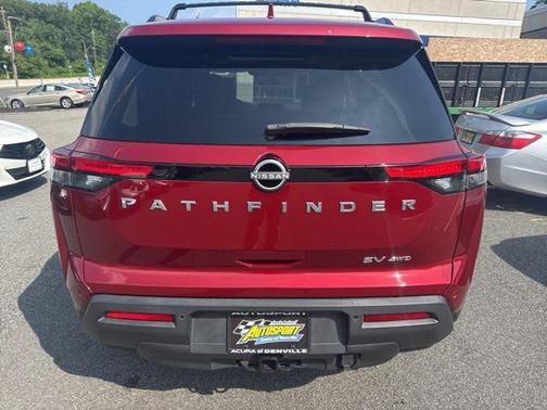 2022 Nissan Pathfinder SV 4WD