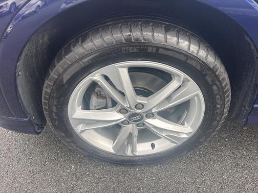 2021 Audi Q3 45 S line Premium