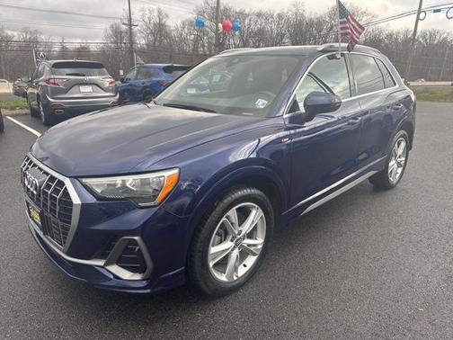2021 Audi Q3 45 S line Premium