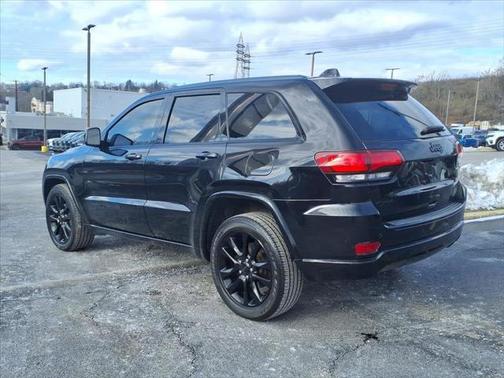 2018 Jeep Grand Cherokee Altitude 4x4
