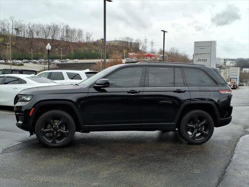2023 Jeep Grand Cherokee Altitude 4x4