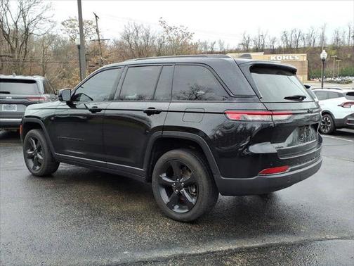 2023 Jeep Grand Cherokee Altitude 4x4