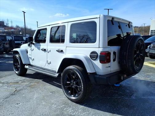 2023 Jeep Wrangler 4xe Sahara 4x4