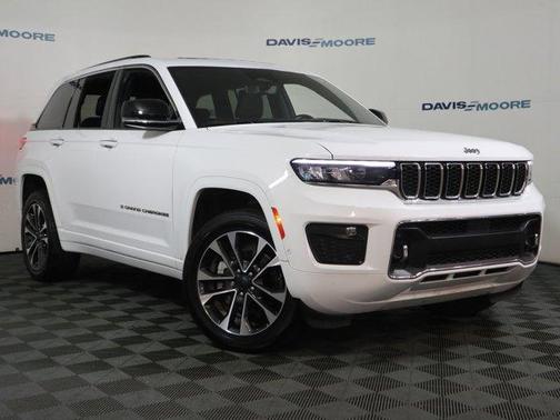 2022 Jeep Grand Cherokee Overland