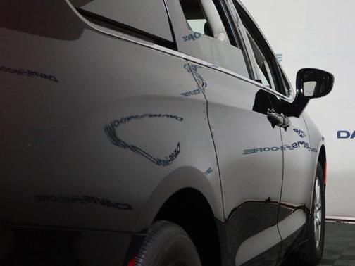 2024 Chrysler Pacifica Touring-L